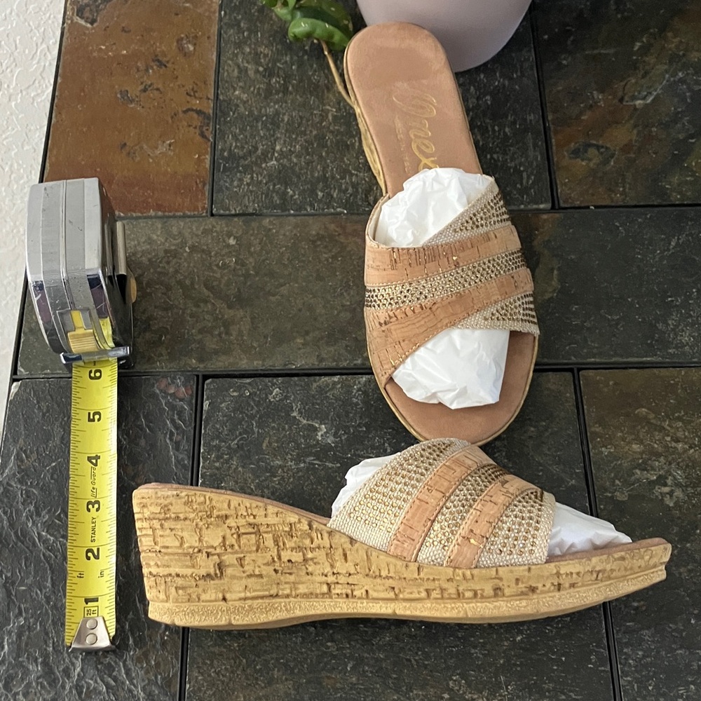 Onex Style Blanche Wedge Slide Sandal in Cork & Neutral size 9 New -Rhinestones
